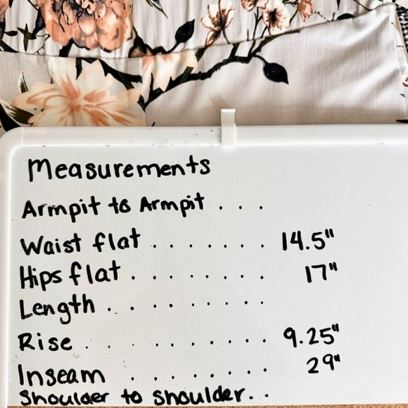 Laura Womens Pull On Pant Size 4 Gray Floral Stretch Slim Leg NWT - Picture 10 of 10